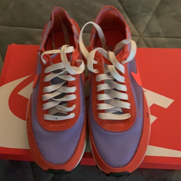 Awesome brand new Nike size 7 purple see through mesh - Picture 2 of 4